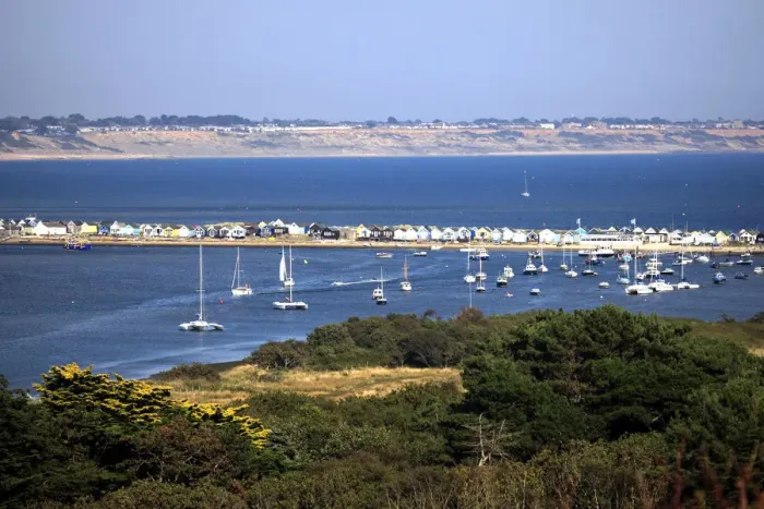 Framed Print : Hengistbury Head and Christchurch Harbour Framed Print : Hengistbury Head and Christchurch Harbour