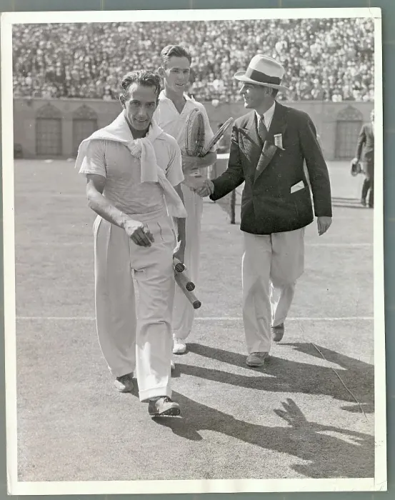 Framed Print : Henri Cochet and Ellsworth Vines After Match Framed Print : Henri Cochet and Ellsworth Vines After Match