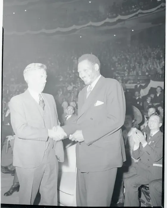Framed Print : Henry A. Wallace Shaking Hands with Paul Robeson