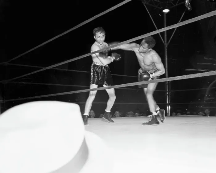 Framed Print : Henry Armstrong and Barney Ross Boxing Framed Print : Henry Armstrong and Barney Ross Boxing