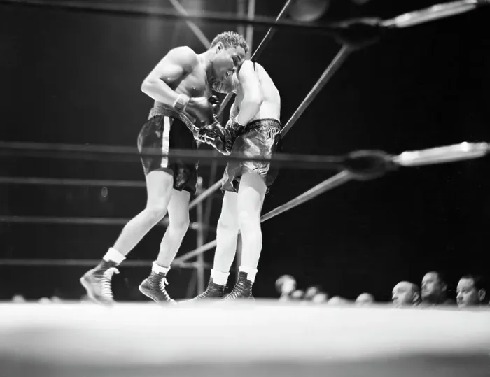 Framed Print : Henry Armstrong Punching Lou Ambers Framed Print : Henry Armstrong Punching Lou Ambers