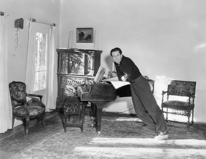 Framed Print : Henry Fonda In His Home Livingroom Framed Print : Henry Fonda In His Home Livingroom