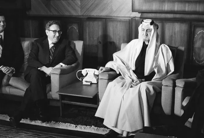 Framed Print : Henry Kissinger with King Faisal Framed Print : Henry Kissinger with King Faisal