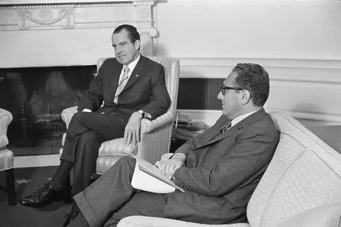 Framed Print : Henry Kissinger With President Nixon Framed Print : Henry Kissinger With President Nixon