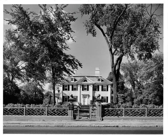 Framed Print : HENRY LONGFELLOWS HOUSE Framed Print : HENRY LONGFELLOWS HOUSE