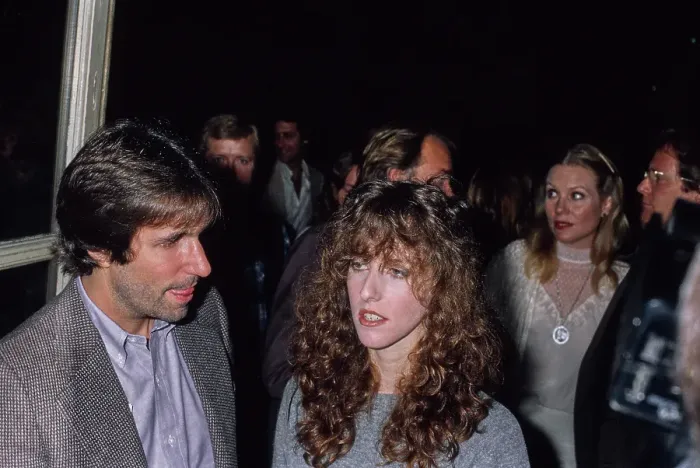 Framed Print : Henry Winkler & Laraine Newman Framed Print : Henry Winkler & Laraine Newman