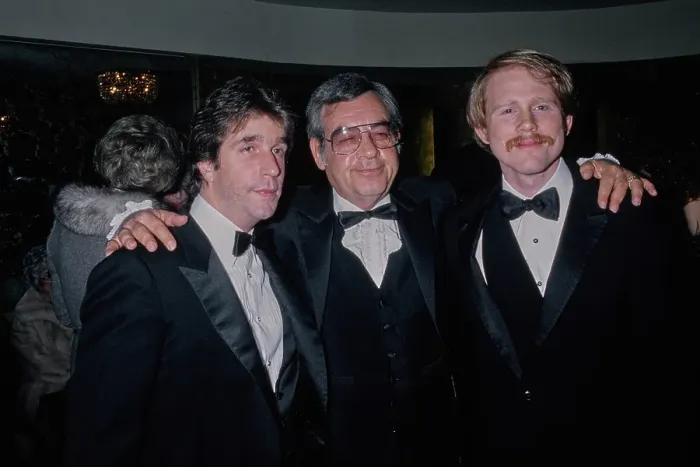 Framed Print : Henry Winkler, Tom Bosley & Ron Howard Framed Print : Henry Winkler, Tom Bosley & Ron Howard