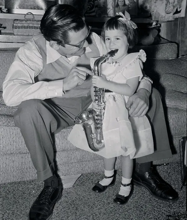 Framed Print : Herbie Fields With Daughter Framed Print : Herbie Fields With Daughter