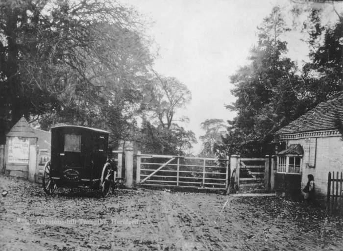 Framed Print : Hereford. Aylestone Hill turnpike in Hereford, circa 1900 Framed Print : Hereford. Aylestone Hill turnpike in Hereford, circa 1900