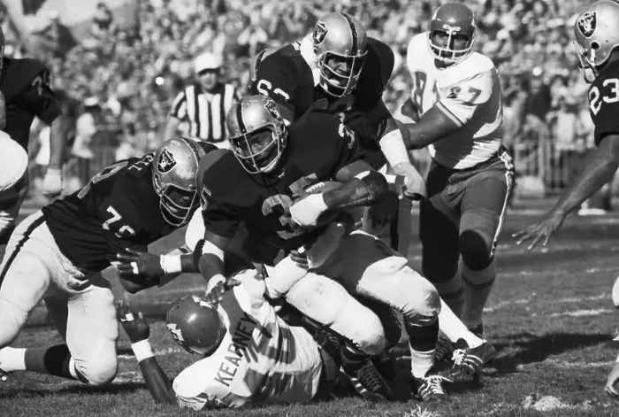 Framed Print : Hewritt Dixon and Jim Kearney Falling from Tackle Framed Print : Hewritt Dixon and Jim Kearney Falling from Tackle