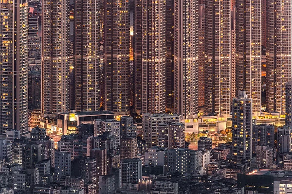 high density of residential blocks in Hong Kong