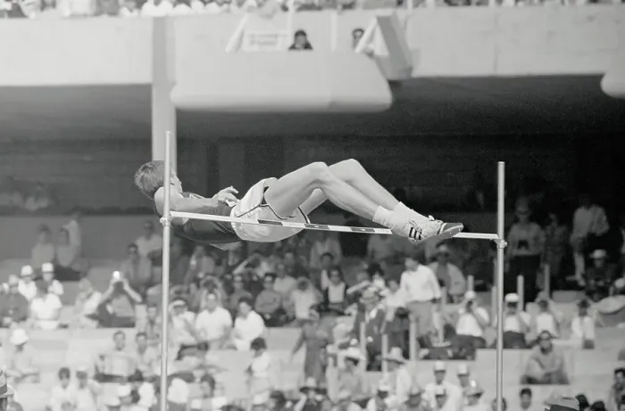 Framed Print : High Jumper Dick Fosbury Going over Bar