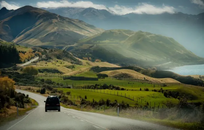 Framed Print : Hillside roadf along lakehawea Framed Print : Hillside roadf along lakehawea