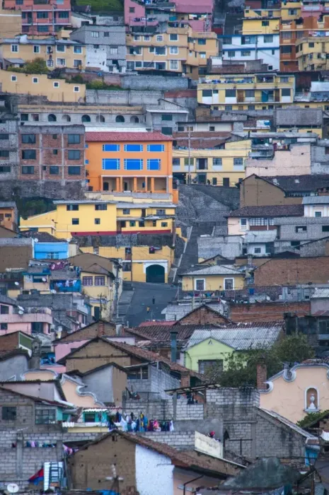 Framed Print : A Hillside View of Urban Quito