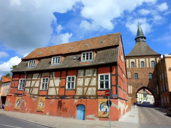Framed Print : The historic town of Stralsund with old city gate