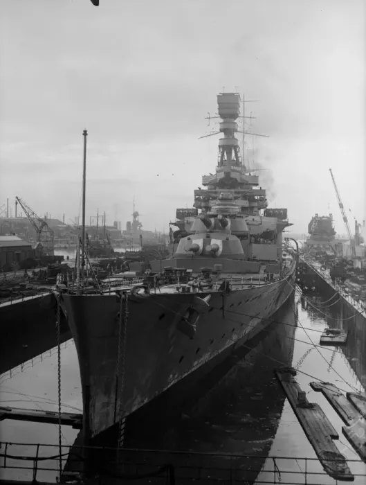 Framed Print : HMS Repulse Framed Print : HMS Repulse