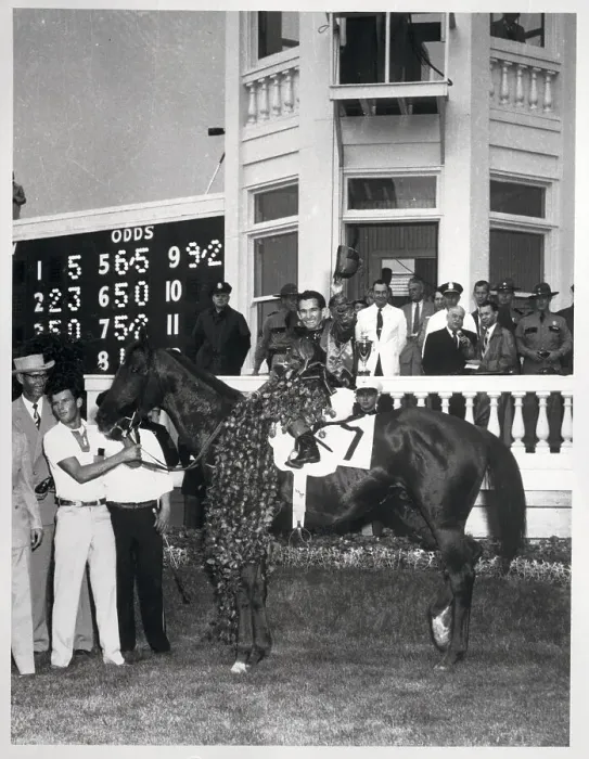 Framed Print : Hoemaker, Wife, Trainer And Ky Derby Win Framed Print : Hoemaker, Wife, Trainer And Ky Derby Win
