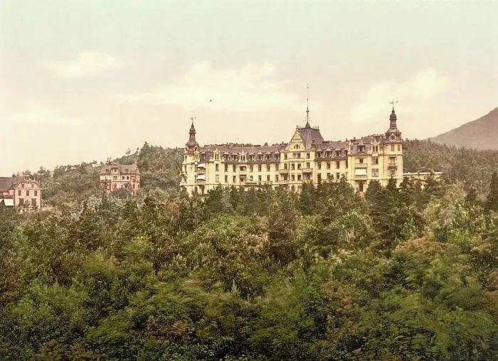 Framed Print : Hohenhonnef Sanatorium on the Rhine, North Rhine-Westphalia, Germany, Historic, Photochrome print from the 1890s Framed Print : Hohenhonnef Sanatorium on the Rhine, North Rhine-Westphalia, Germany, Historic, Photochrome print from the 1890s