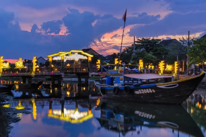 Framed Print : Hoi An Ancient Town at dusk Framed Print : Hoi An Ancient Town at dusk