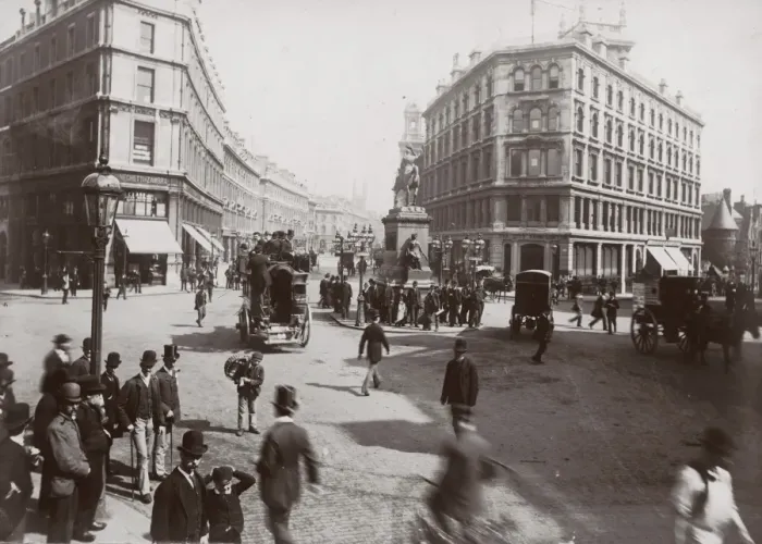 Framed Print : Holborn Circus Framed Print : Holborn Circus