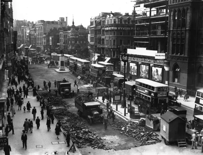 Framed Print : Holborn Roadworks Framed Print : Holborn Roadworks