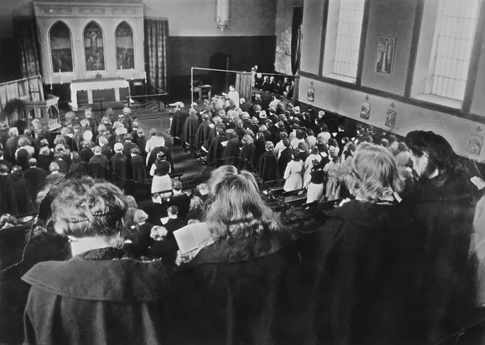 Framed Print : Holloway Prison Chapel Service Framed Print : Holloway Prison Chapel Service