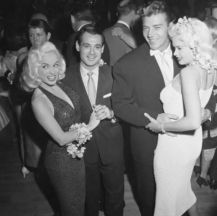 Framed Print : Hollywood Elite Meet On The Dance Floor Framed Print : Hollywood Elite Meet On The Dance Floor