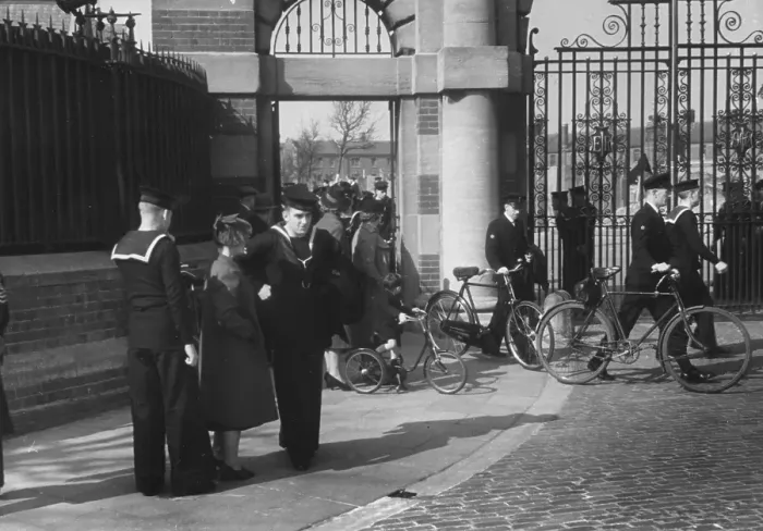 Framed Print : Home Time. 19th August 1939: Outside the Royal Naval Barracks at four pm wives