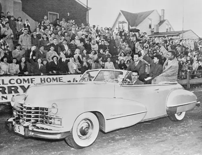 Framed Print : Hometown Crowd Cheering Larry Doby Framed Print : Hometown Crowd Cheering Larry Doby