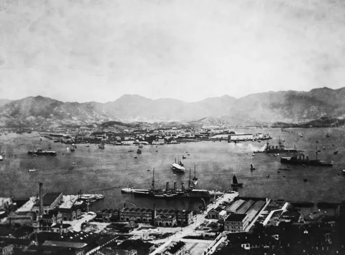 Framed Print : Hong Kong Harbour Framed Print : Hong Kong Harbour