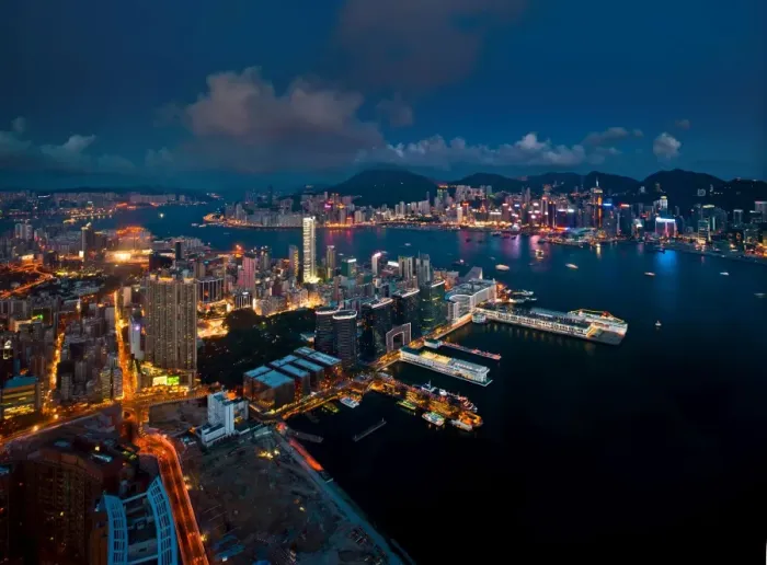Framed Print : Hongkong and kowloon coast Framed Print : Hongkong and kowloon coast