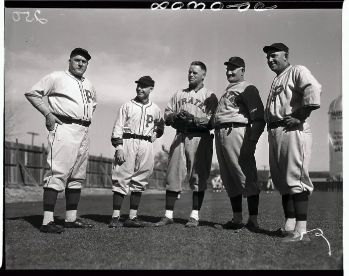 Framed Print : Honus Wagner with Members of Team