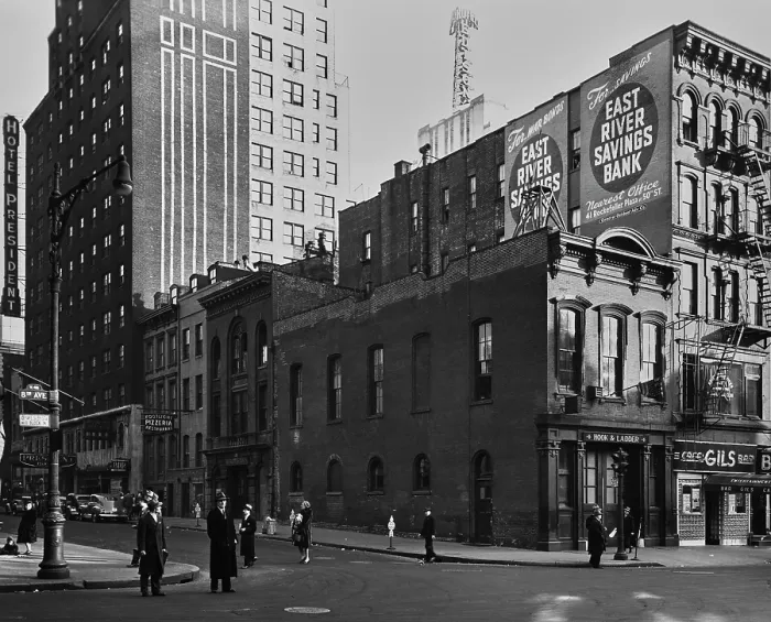 Framed Print : Hook & Ladder No. 4, Midtown Manhattan, NYC Framed Print : Hook & Ladder No. 4, Midtown Manhattan, NYC
