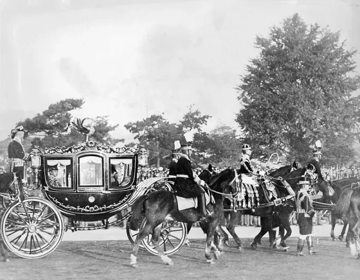 Framed Print : Horse and Carriage Procession for Emperor Hirohito Framed Print : Horse and Carriage Procession for Emperor Hirohito