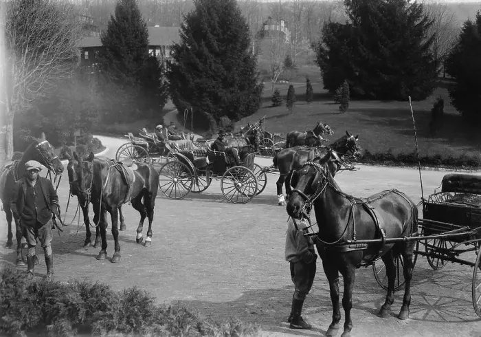 Framed Print : Horse Drawn Buggies Outside the Homestead Resort Framed Print : Horse Drawn Buggies Outside the Homestead Resort