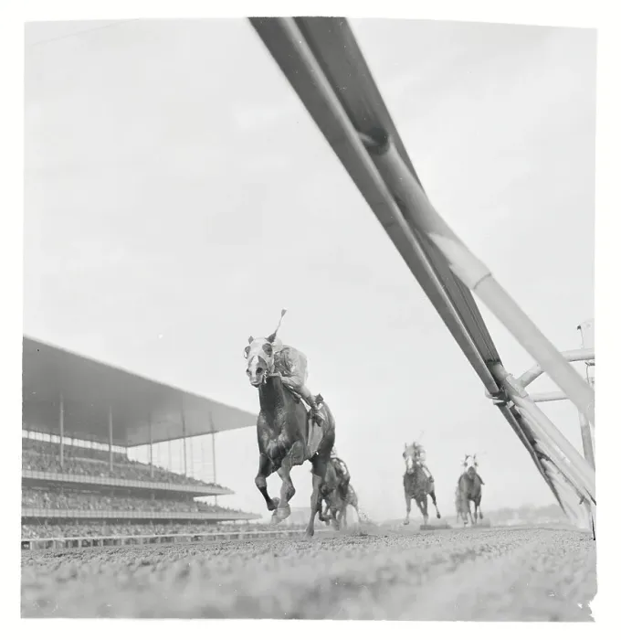 Framed Print : Horse Race at Aqueduct
