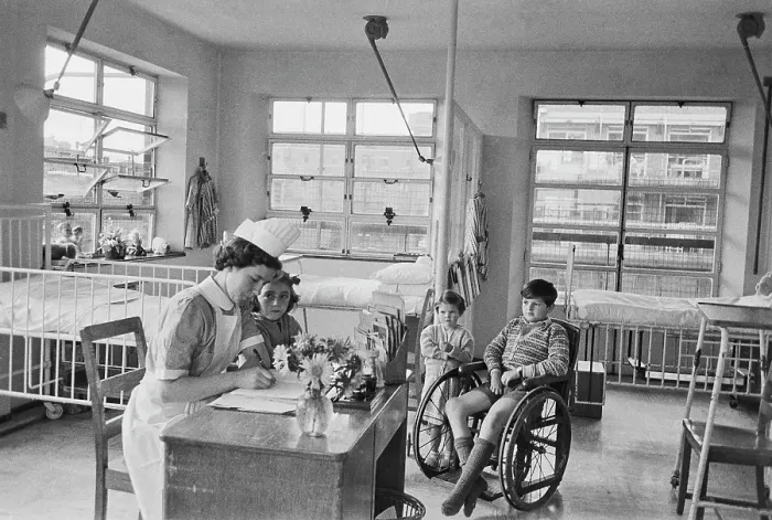 Framed Print : Hospital Children's Ward, 1954 Framed Print : Hospital Children's Ward, 1954