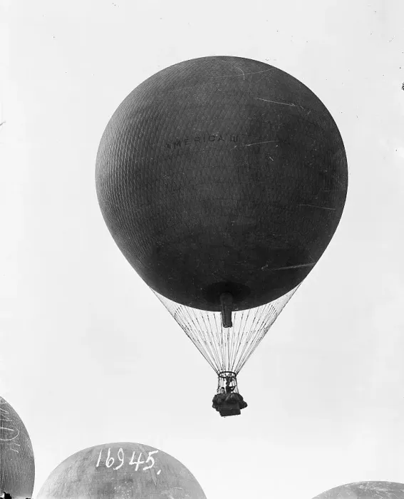 Framed Print : Hot Air Balloon in Flight Framed Print : Hot Air Balloon in Flight
