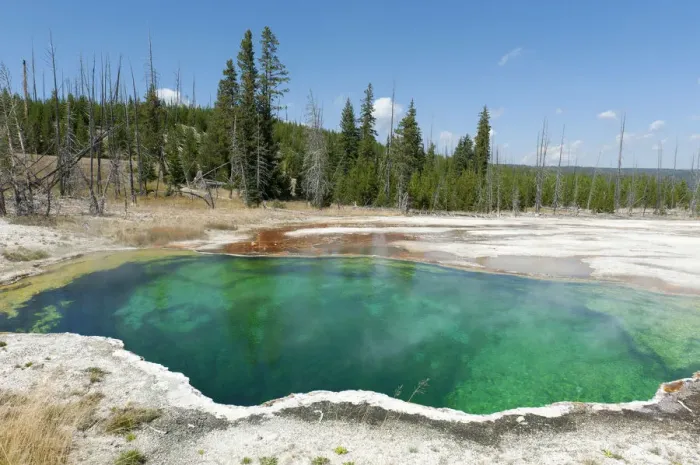 Framed Print : Hot spring with green water, Abyss Pool, West Thumb Geyser Basin, Yellowstone National Park, Wyoming, Western United States, United States of America, North America Framed Print : Hot spring with green water, Abyss Pool, West Thumb Geyser Basin, Yellowstone National Park, Wyoming, Western United States, United States of America, North America