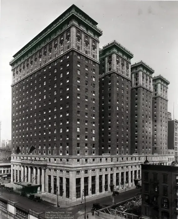 Framed Print : Hotel Pennsylvania on 7th Avenue Framed Print : Hotel Pennsylvania on 7th Avenue