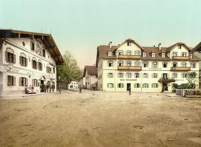 Framed Print : Hotel Wittelsbacher Hof in Oberammergau, Bavaria, Germany Framed Print : Hotel Wittelsbacher Hof in Oberammergau, Bavaria, Germany
