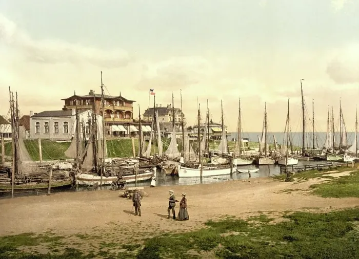 Framed Print : Hotels and inner harbour of Buesum, Schleswig-Holstein, Germany, Historic, digitally restored reproduction of a photochrome print from the 1890s Framed Print : Hotels and inner harbour of Buesum, Schleswig-Holstein, Germany, Historic, digitally restored reproduction of a photochrome print from the 1890s
