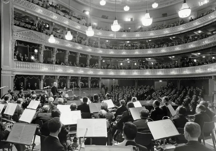 Framed Print : Full House Enjoying Vienna Theater Performance
