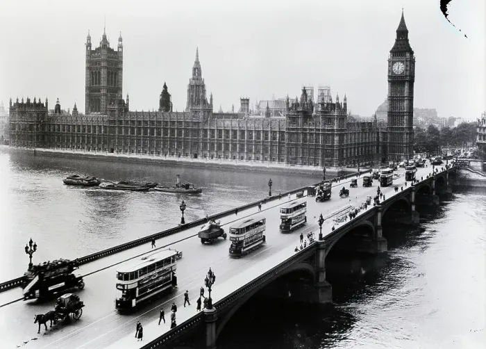 Framed Print : Houses of Parliament Framed Print : Houses of Parliament
