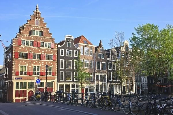 Housing in the historic city centre of Amsterdam, Holland, Netherlands, Europe