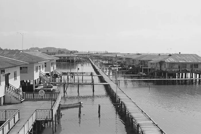 Framed Print : Housing Settlement on Brunei River