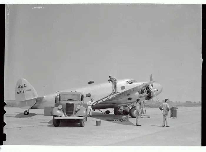 Framed Print : Howard Hughes Transatlantic Plane Framed Print : Howard Hughes Transatlantic Plane