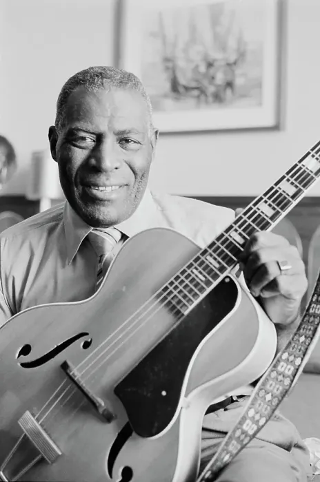Framed Print : Howlin Wolf Framed Print : Howlin Wolf
