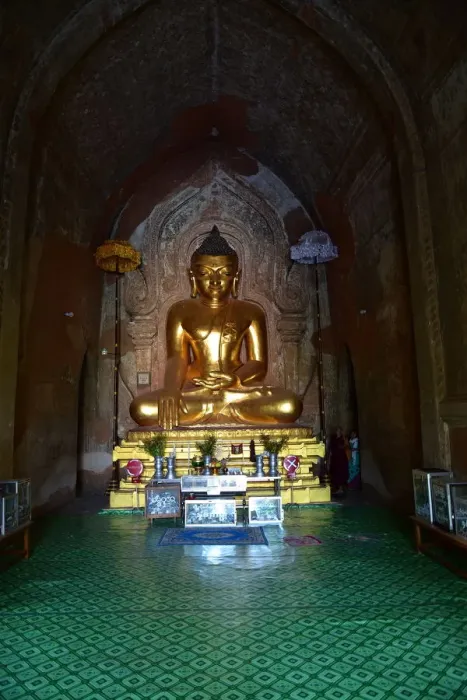 Framed Print : Hti Lo Min Lo gold buddha Bagan Buddhist Temple Unesco Myanmar Framed Print : Hti Lo Min Lo gold buddha Bagan Buddhist Temple Unesco Myanmar