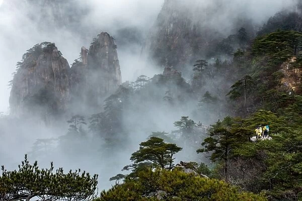 Huangshan (Yellow Mountains), Eastern China
